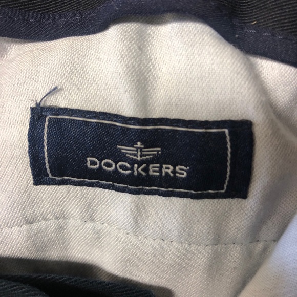 Dockers Men Pants Black Flat Front Straight Fit  Size 36 x 34 - Picture 5 of 8